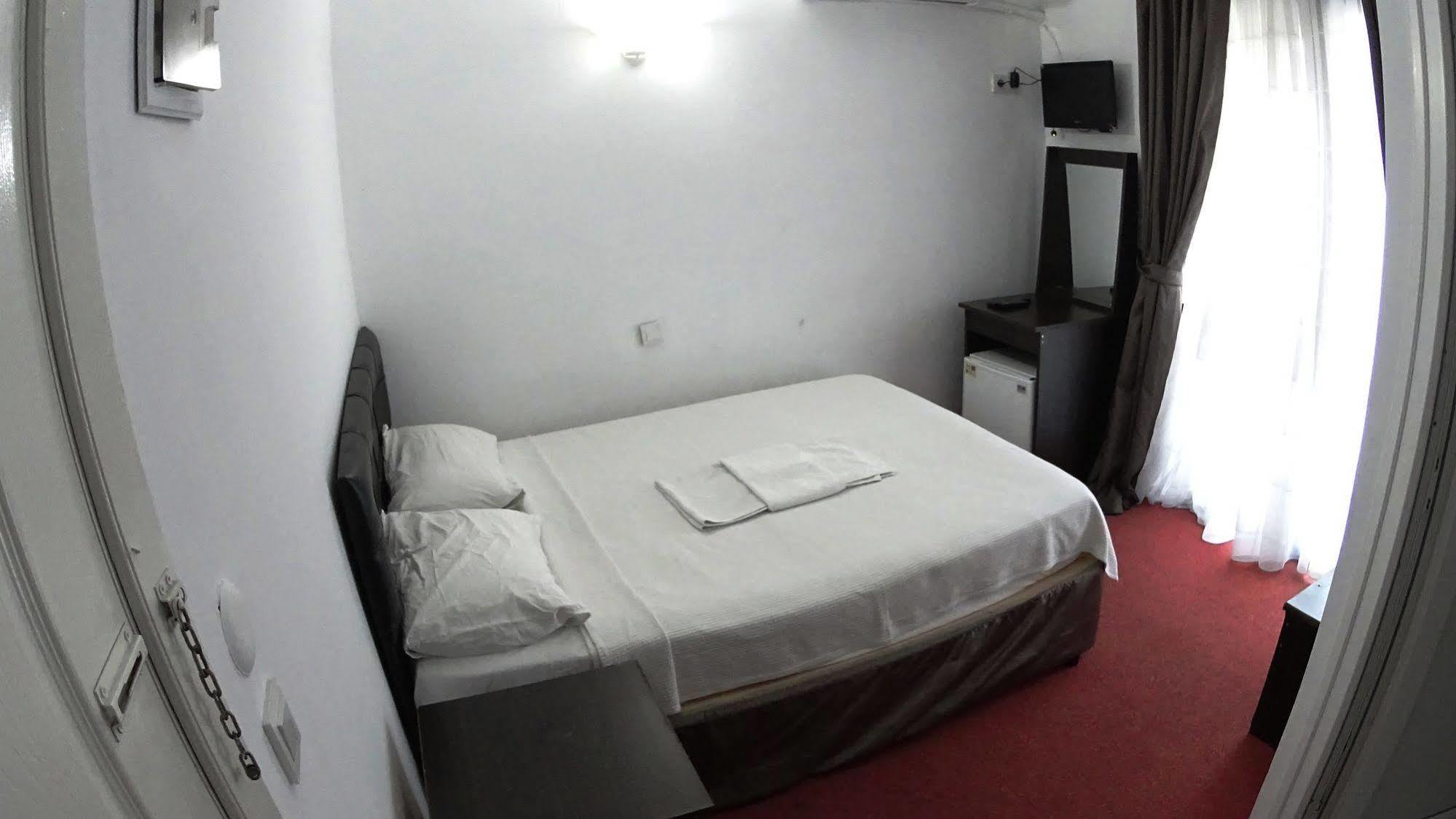 Ada Butik Hotel Kusadasi Exterior photo